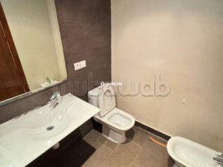 Location d'un appartement à Maârif. 4 pièces. Fenêtres avec double vitrage et porte blindée - Appartement à louer - Casablanca