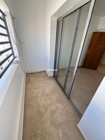 location-dun-appartement-a-maarif-4-pieces-fenetres-avec-double-vitrage-et-porte-blindee-big-10