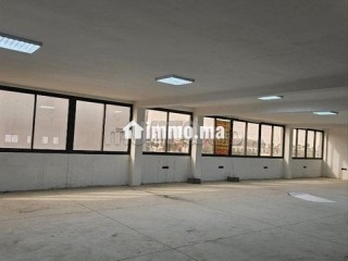 LOCAL DÉPÔT À VENDRE À AIN SBAA 3000M - Local commercial à vendre - Casablanca