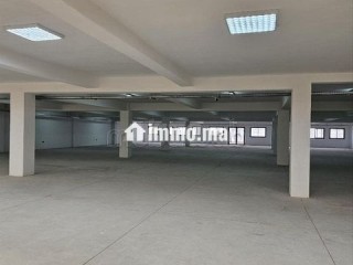 LOCAL DÉPÔT À VENDRE À AIN SBAA 3000M - Local commercial à vendre - Casablanca
