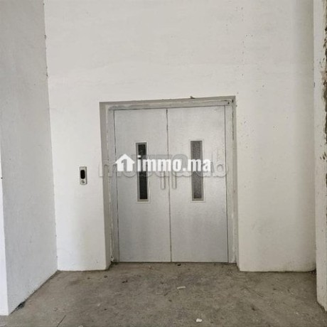 local-depot-a-vendre-a-ain-sbaa-3000m-big-1