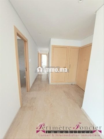 C.F.C LOCATION D’UN BEL APPARTEMENT SANS VIS-À-VIS - Location Immobilier - Casablanca - photo 2