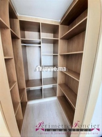 cfc-location-dun-bel-appartement-sans-vis-a-vis-big-6