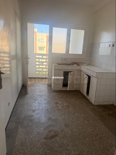 Bel appartement à vendre à Hay El Menzah. 4 pièces confortables. Concierge - Vente Immobilier - Rabat - photo 4