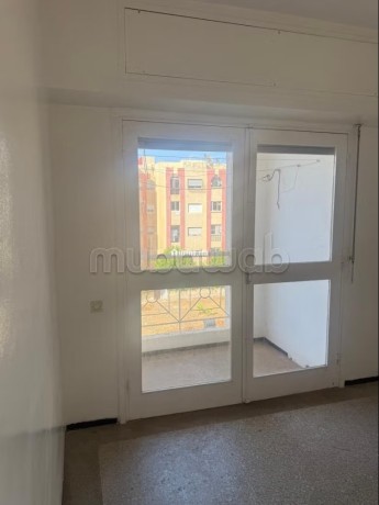 bel-appartement-a-vendre-a-hay-el-menzah-4-pieces-confortables-concierge-big-0