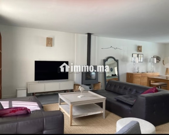 location-villa-de-haut-standing-a-cil-avec-piscine-big-11